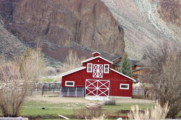 Barn